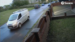 van - CH06-20250915-193700-193724-000002000000